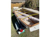 Sumner Sailing Dinghy Click to launch Larger Image