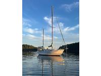 1981 Titusvile Florida 32 Allied Seawind ll Ketch Sold