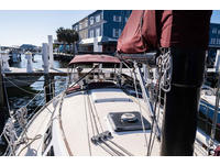 Freedom 32 Marquis Click to launch Larger Image