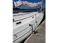 Freedom 33' Cat Ketch Click to launch Larger Image
