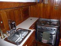 ta yang Tayana 37 Pilot House Click to launch Larger Image