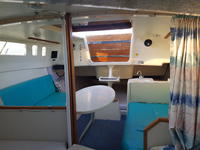 Hunter 23.5 Click to launch Larger Image